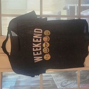 "Weekend" Emojis Graphic T-Shirt Womens, Bust 19.5"W X 25"L Gray-Black, Smiles